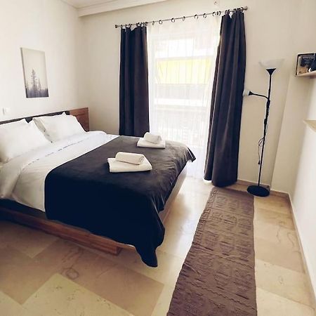 Minimal 3Br Apartment In Athen Eksteriør billede
