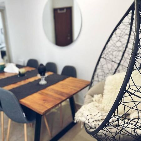 Minimal 3Br Apartment In Athen Eksteriør billede