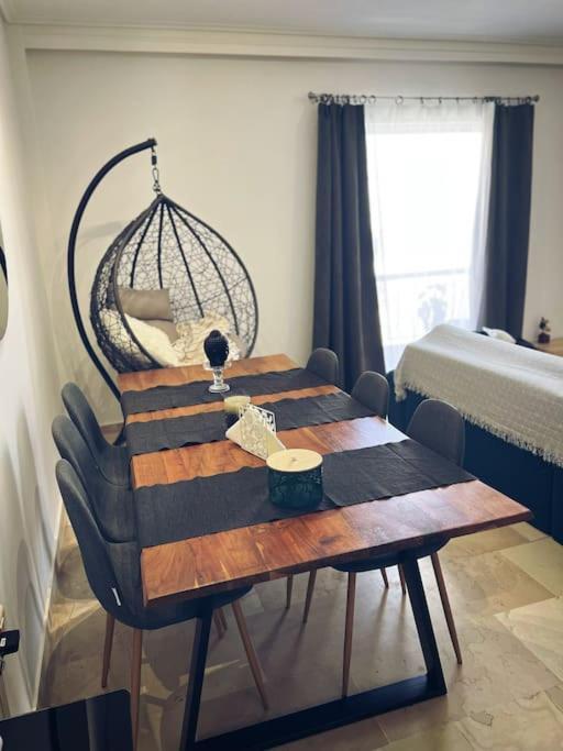 Minimal 3Br Apartment In Athen Eksteriør billede