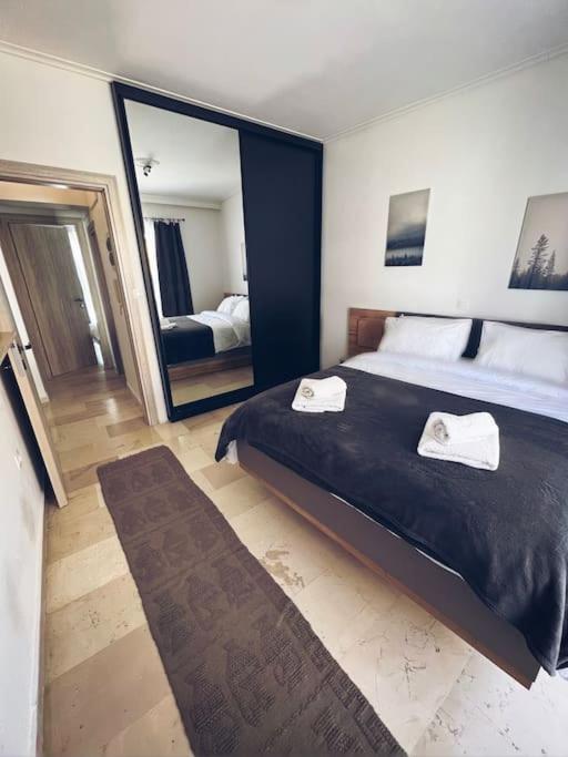 Minimal 3Br Apartment In Athen Eksteriør billede